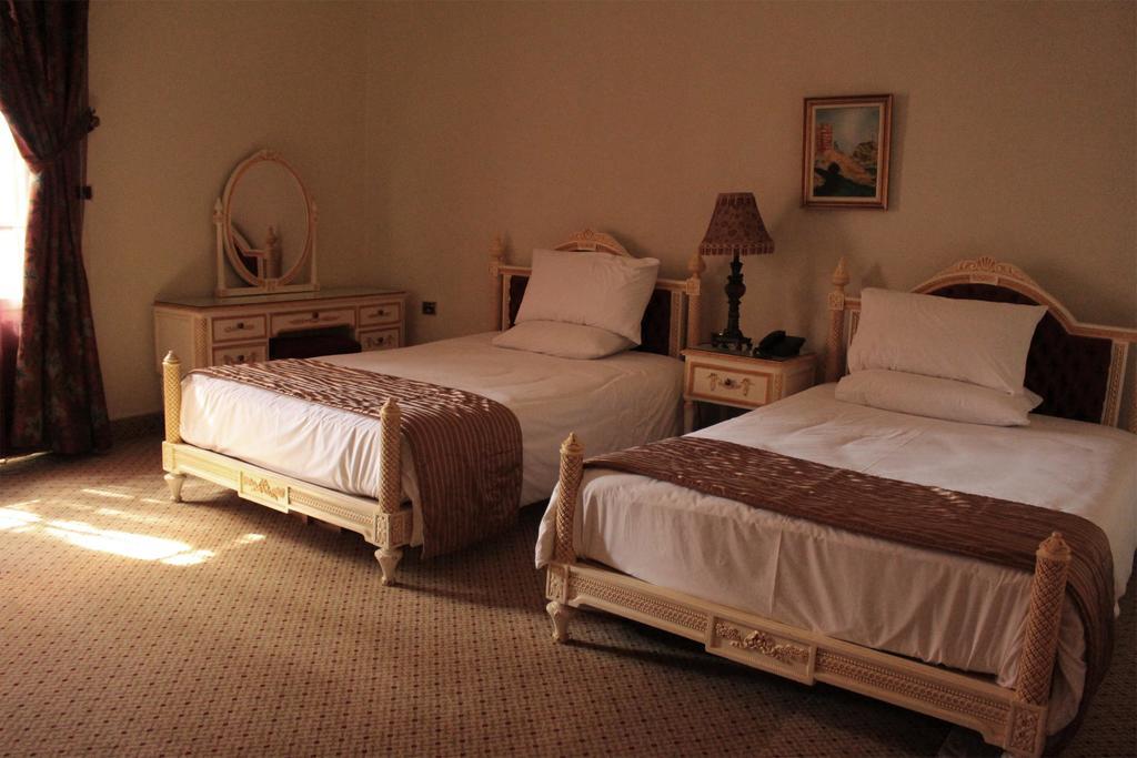 Colibri Hotel Броумана Экстерьер фото